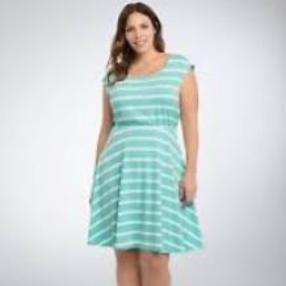 NWT Torrid sz0 striped cap sleeve dress